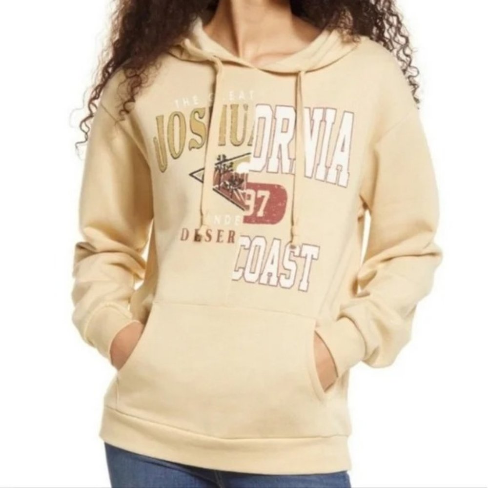 Joshua Tree California Coast NWT Split Hoodie in Cream Size Medium